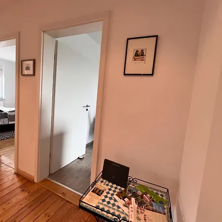 Pfaelzer Wohlfuehloase In - Modern Und Neu 아파트