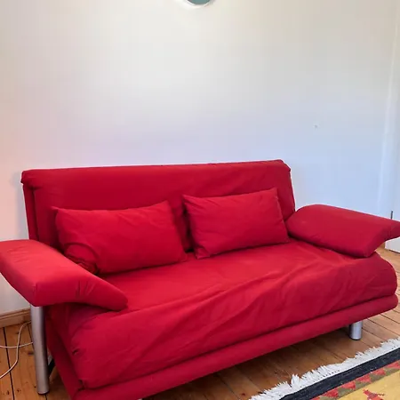 아파트 Pfaelzer Wohlfuehloase In - Modern Und Neu 피라마센스