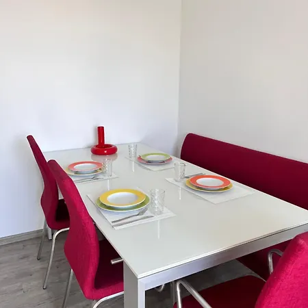 Pfaelzer Wohlfuehloase In - Modern Und Neu 아파트 *