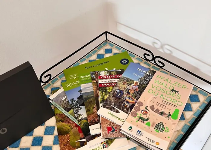 Auszeit Im Pfaelzer Wald - Modern, Stilvoll Und Frisch Renoviert Пирмазенс